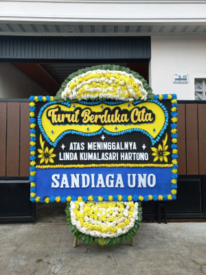 Papan Bunga Duka di Rantau Utara